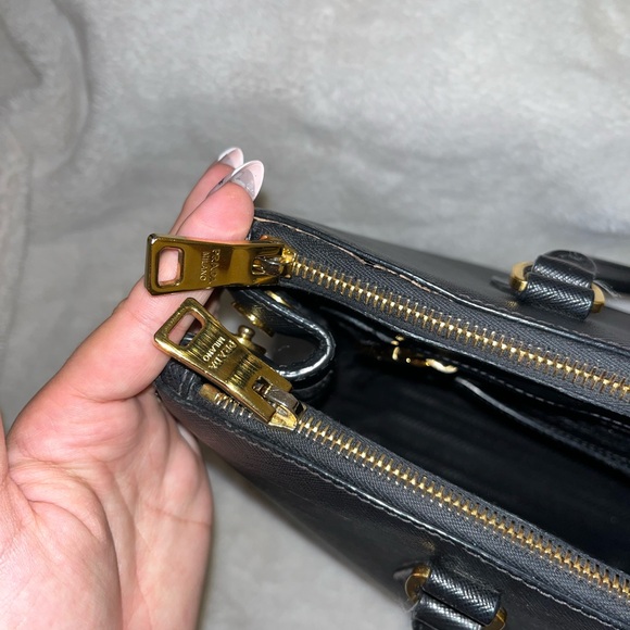 Prada Galleria medium size - Picture 11 of 15